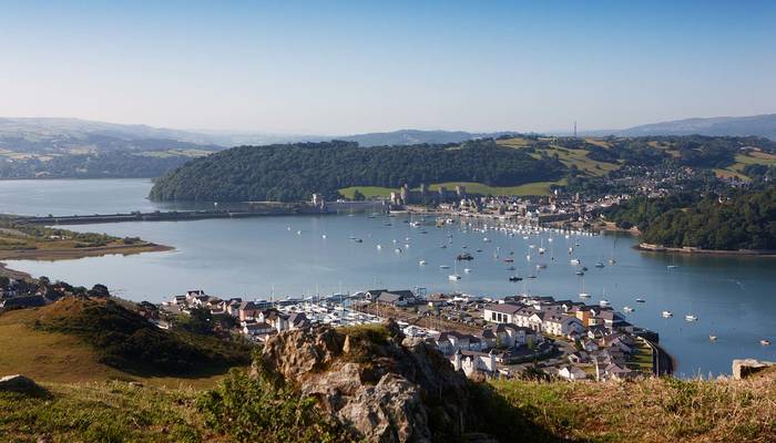 Gorse Hill Holiday Park: Luxury Holiday Homes with Unbeatable Views of the Conwy Valley